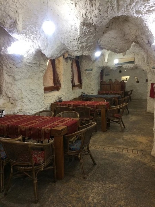 Restaurant Turcesc Peștera